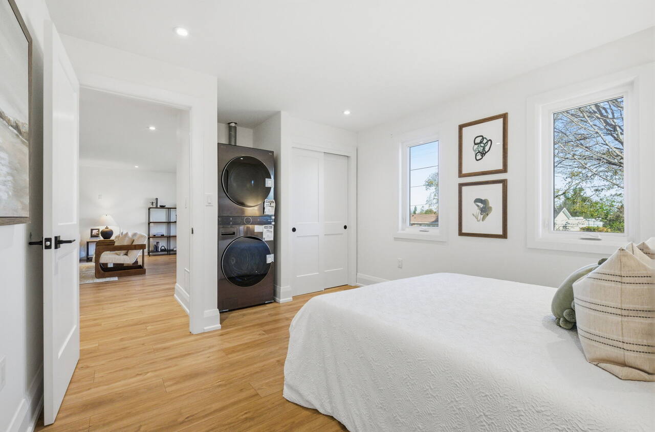 Guest bedroom