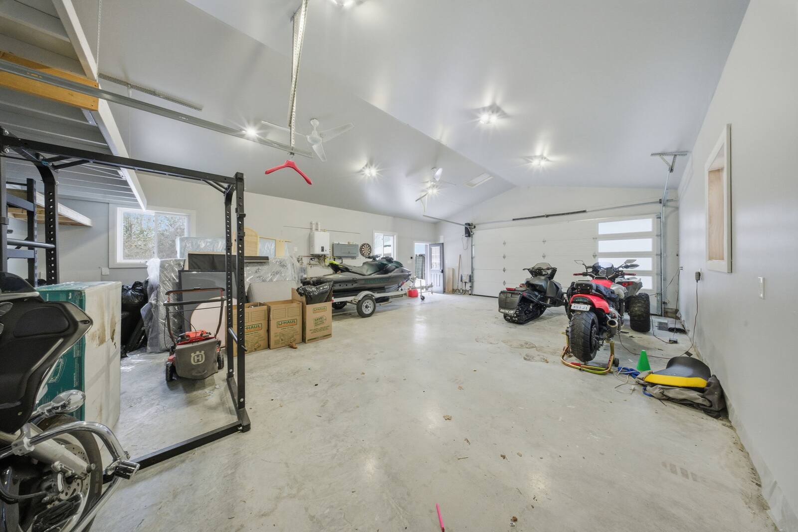 Heated drive-through shop